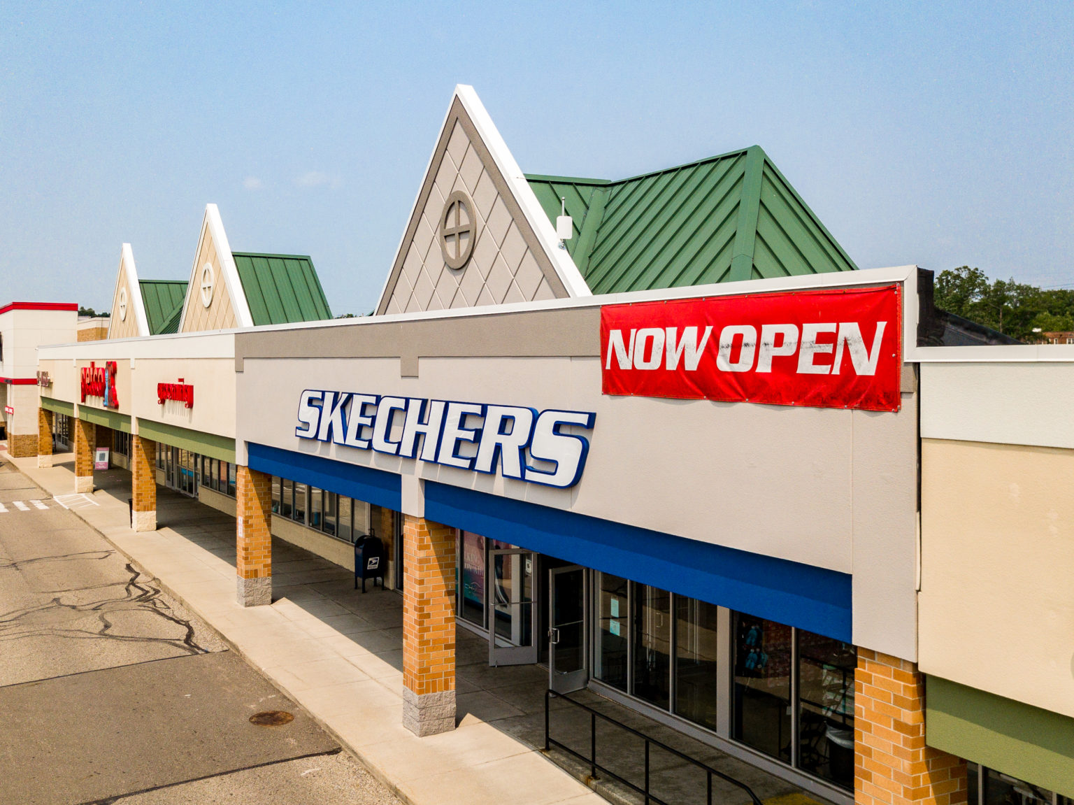 Frandor Shopping Center Stores, Dining & Events Lansing, MI