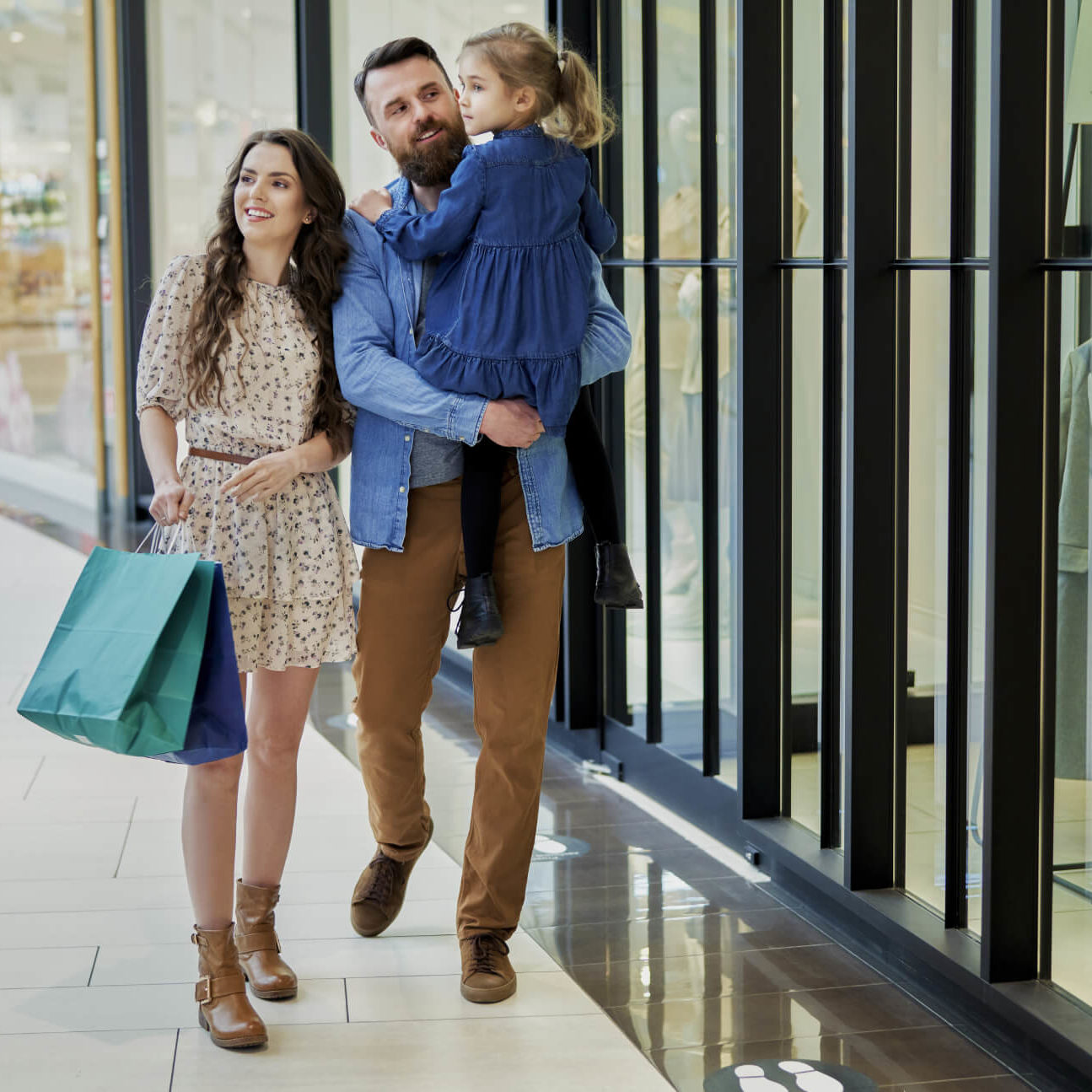 Frandor Shopping Center Stores Dining Events Lansing MI